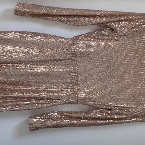 Ladies Night Out ✨ - Picture 3 of 3